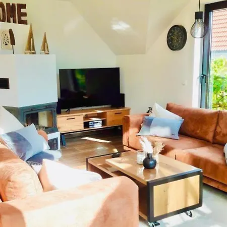 Duenenhaus De Dueuen Sess *